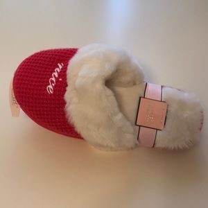 (SOLD)Victoria’s Secret Slippers